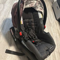 Graco Floral Baby Car Seat