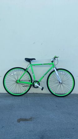 FIXIE BIKE /SIZES TIRES 700”  /SIZE FRAME LARGE