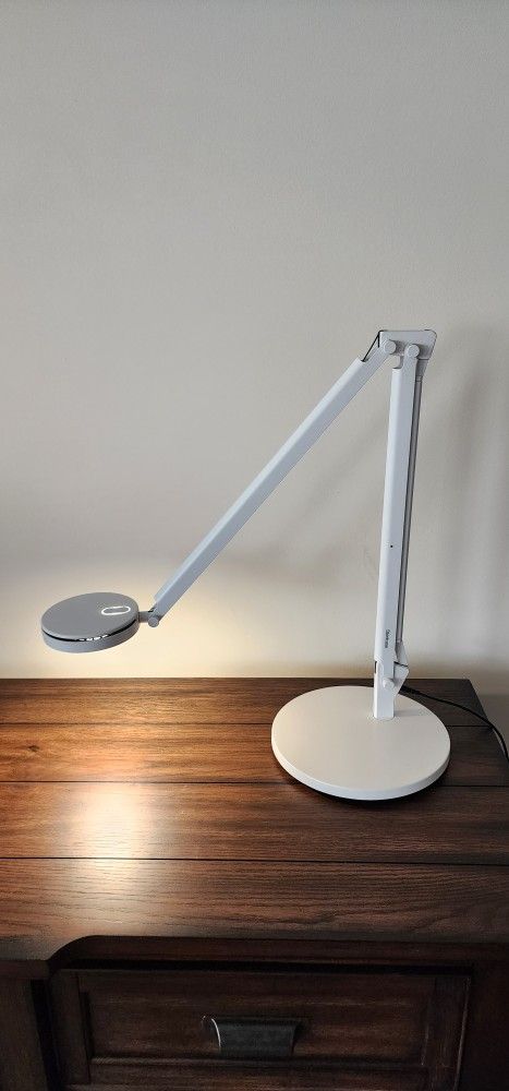 Steelcase Dash Adjustable LED Task Light with Power Supply, White Finish
