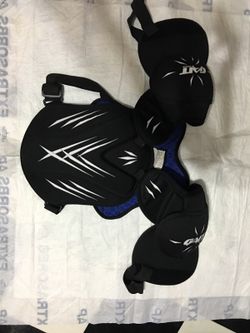 Lacrosse shoulder pad