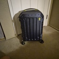 Suitcase Carry On Size