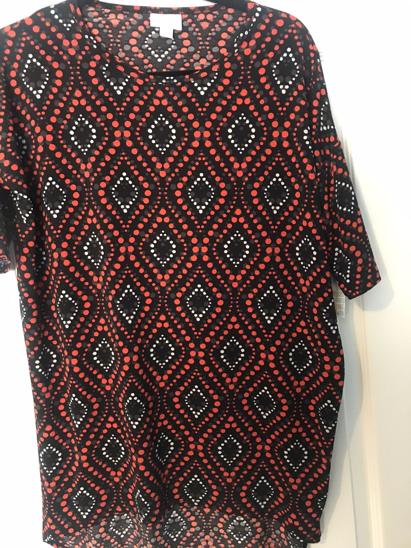 Lularoe Shirt Irma NWT