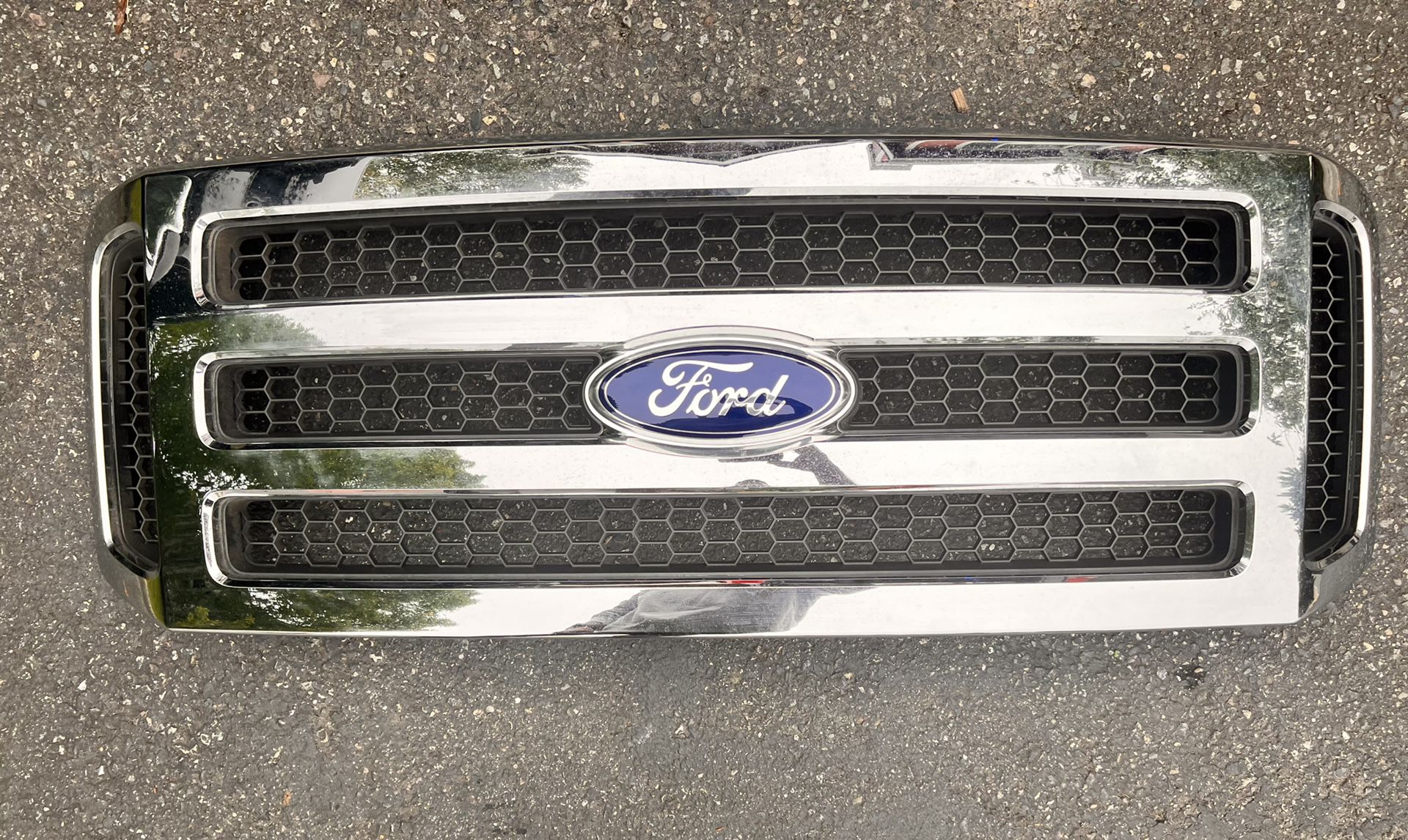 2005-07 Ford F-250/350 Chrome Grille