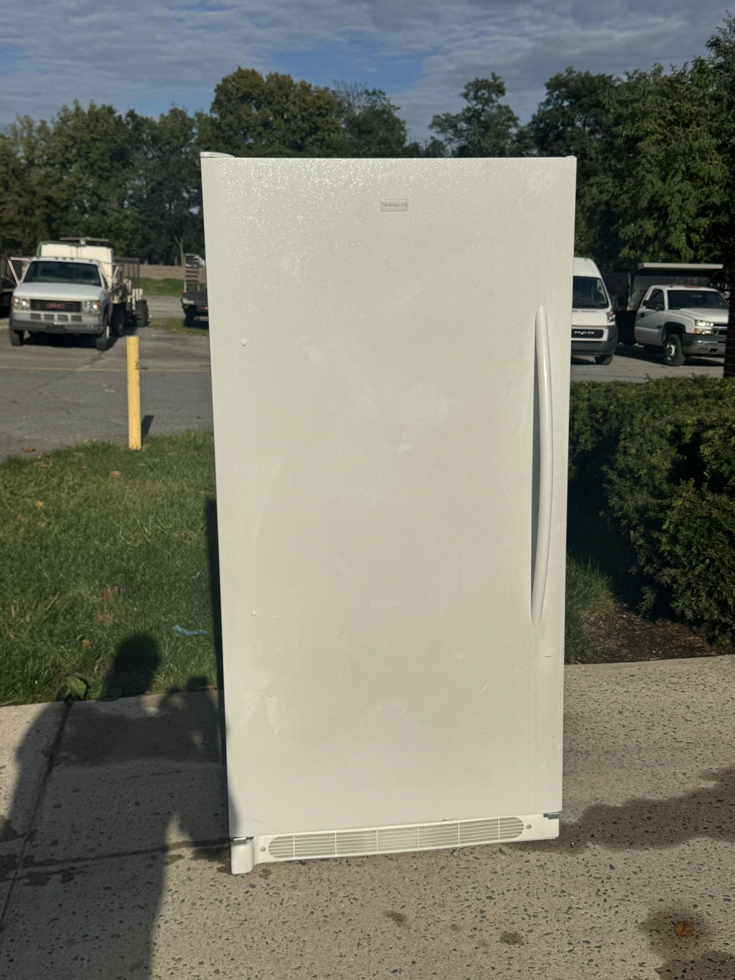 Frigidaire 17 ft.³ Upright Freezer - VG, Working Condition - Marietta, Pa Pick Up