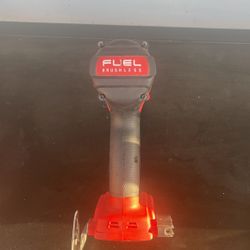  Fuel18 V Milwaukee Hammer drill