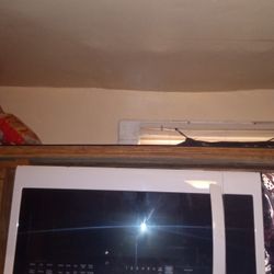 Lg Microwave With New Features 