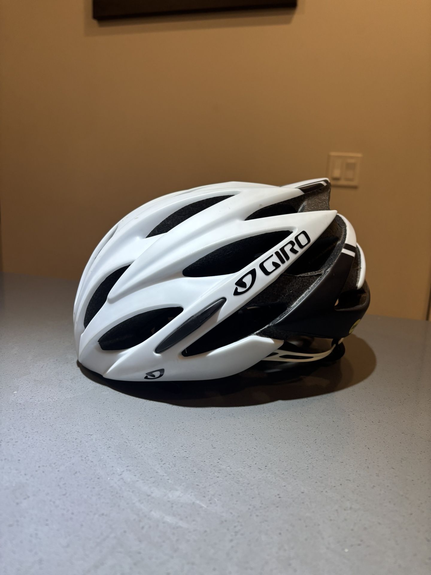 Giro Savant Helmet 