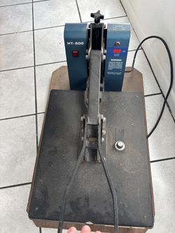 HIX HT-600 blue Manual Clamshell Heat Press
