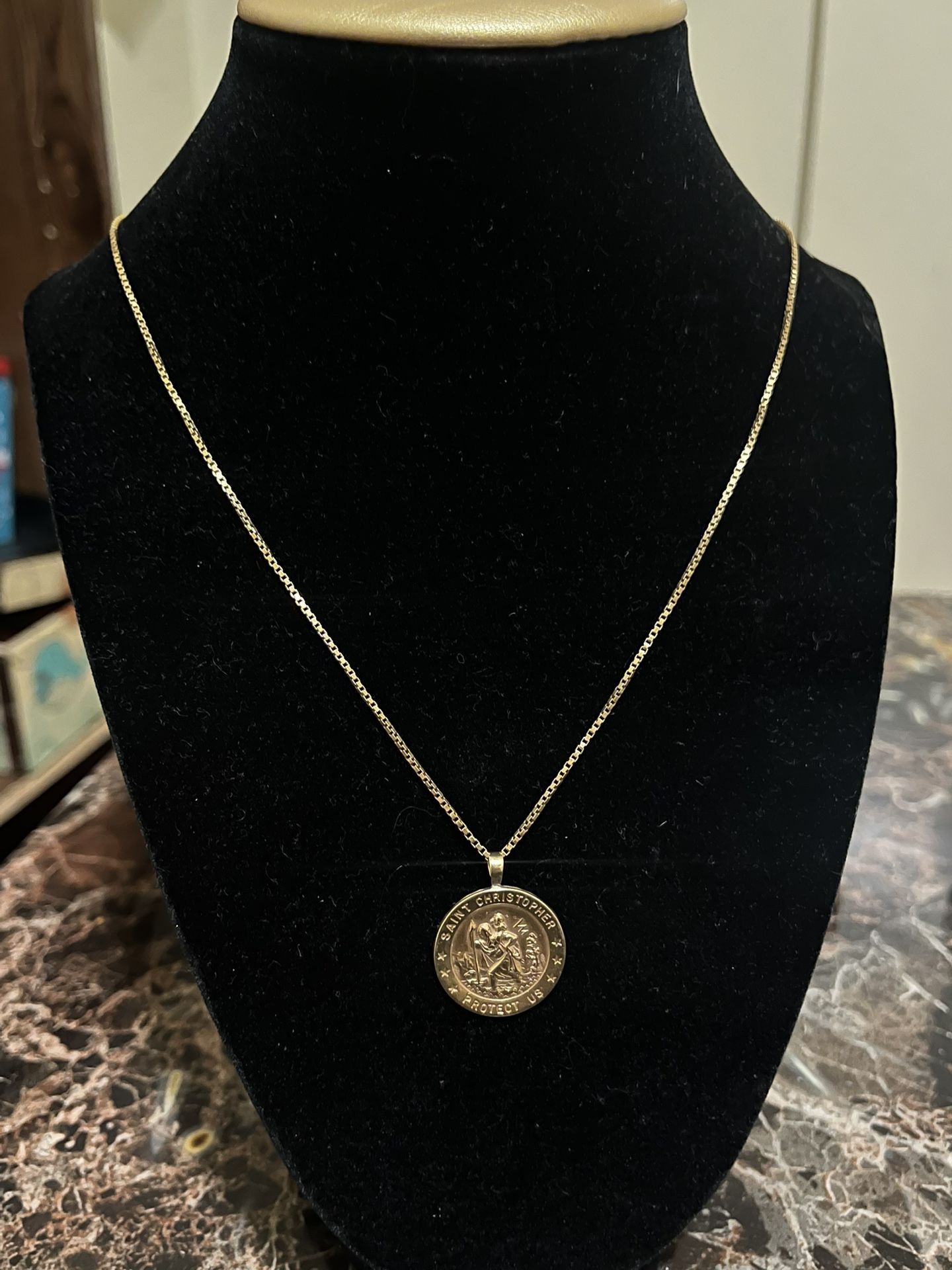 14K GOLD SOLID CHAIN & ST CHRISOPHER PENDANT