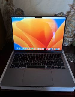 macbook air 8gb 2022