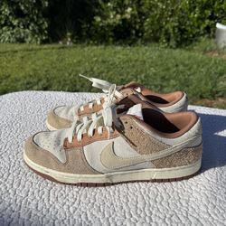 Nike Dunk Low Premium - Medium Curry - Size 10