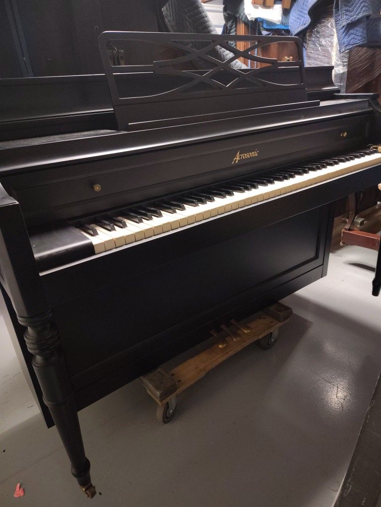 $1500 (Neg.) Upright Baldwin Piano