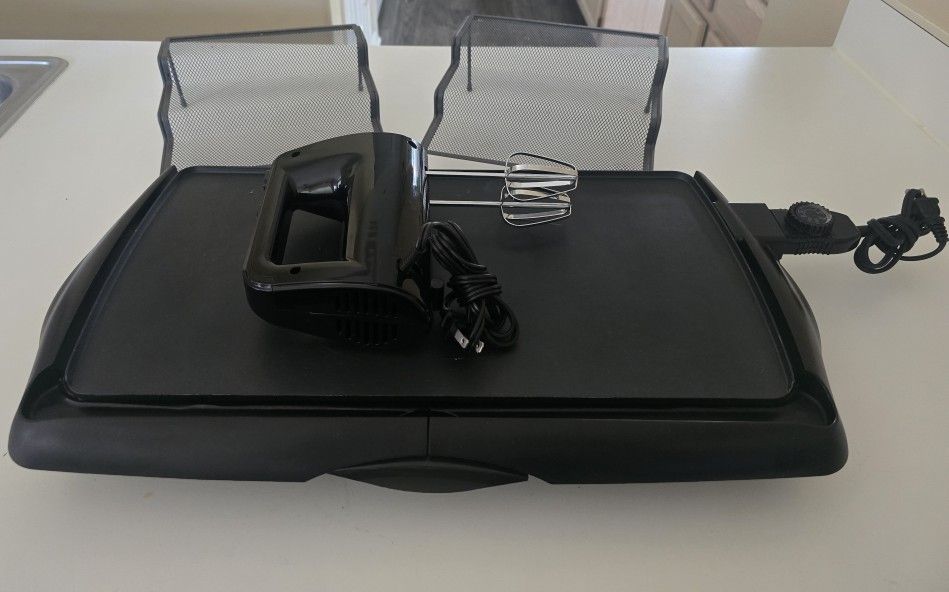 Electric Griddle, Hand Mixer, and Mesh Seasoning Racks