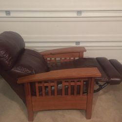 Pushback Leather Recliner (like New)