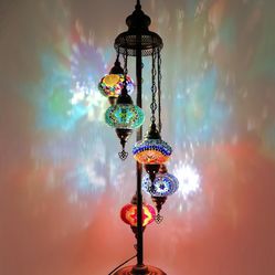 Handmade floors Turkish lamps