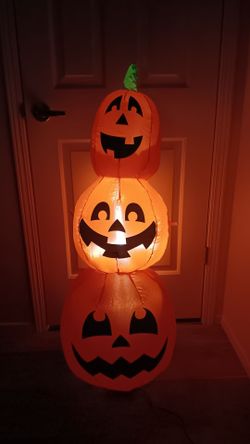 Halloween Pumpkin Stack Inflatable Decoration