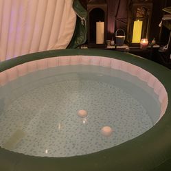Inflatable  Hot Tub