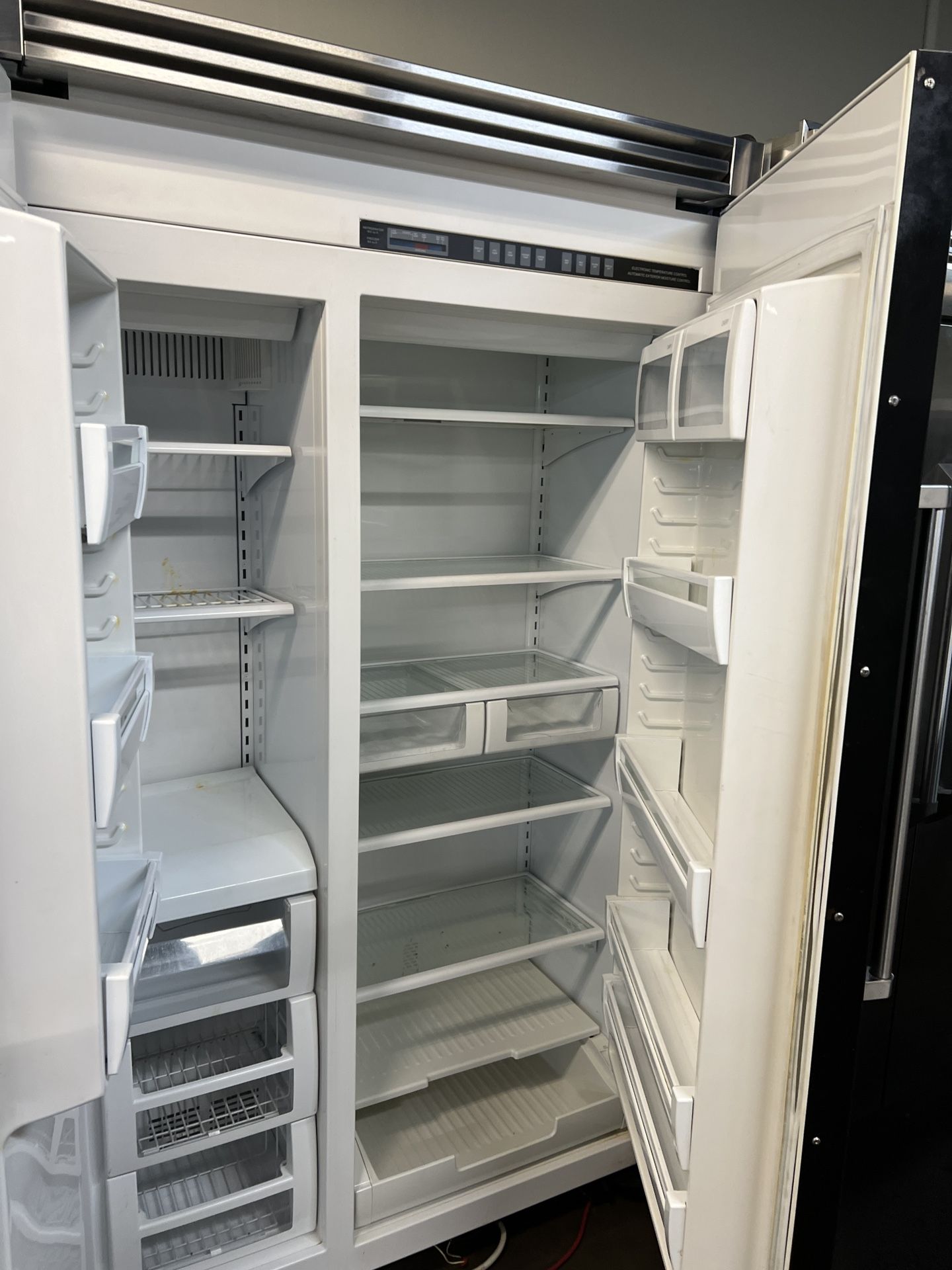 Viking 48”Wide Built In Side By Side Gloss Black Refrigerator