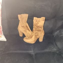 Boots 6.5