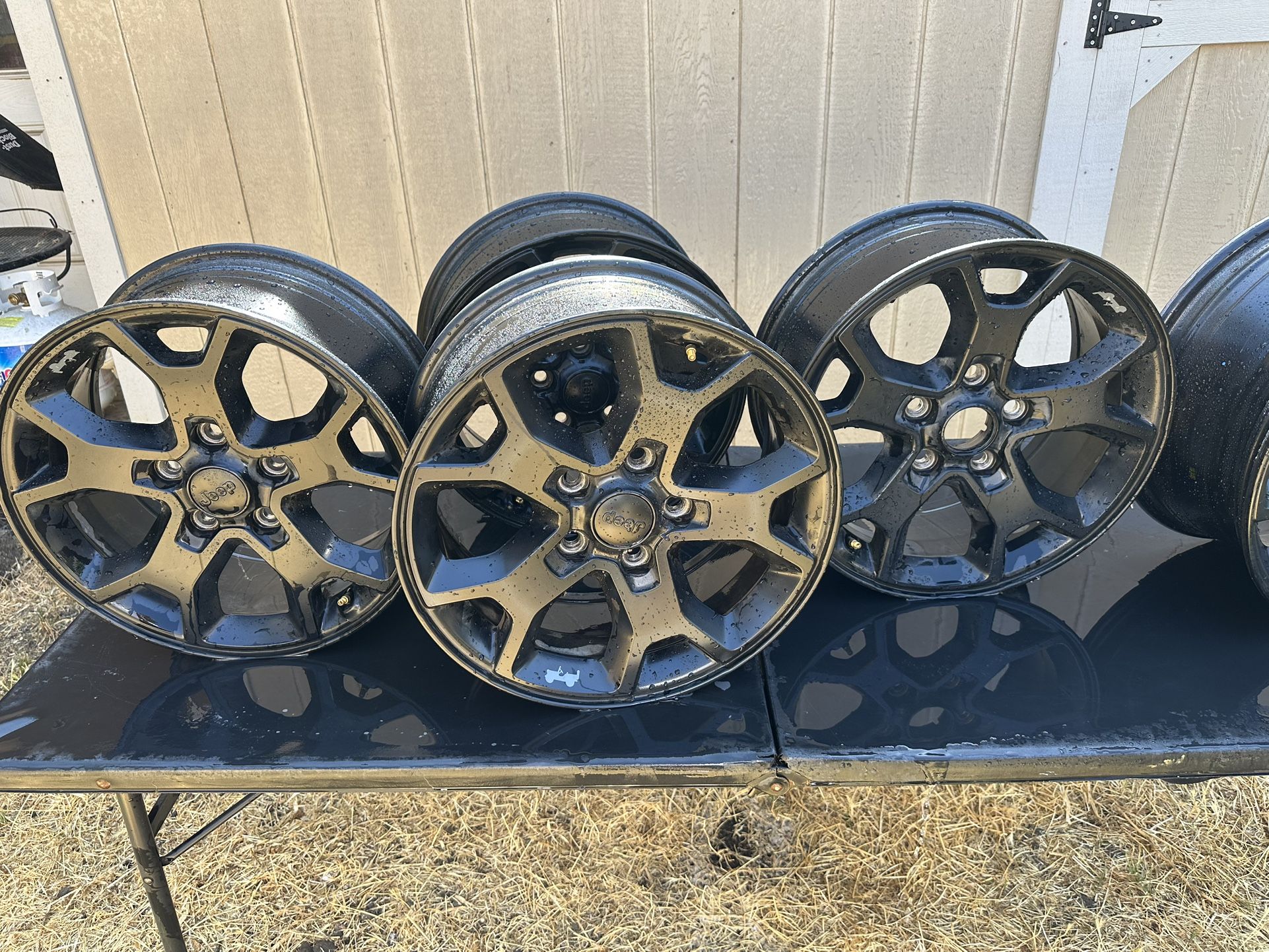 Jeep Wrangler 17 Inch Rims Oem. Black Set Of Five.