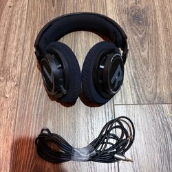Philips SHP9500 Open-Back Audiophile Headphones + Cable