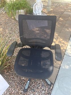 Desk chair