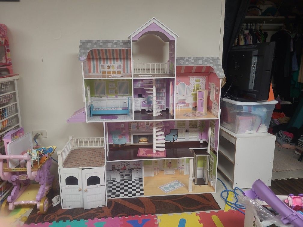 Kidkraft Big Dollhouse