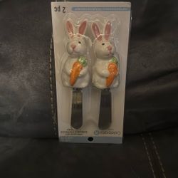 New Celebrate It 2 Piece Knife Ceramic Stainless Steel Easter Bunny Rabbit Spreader Set