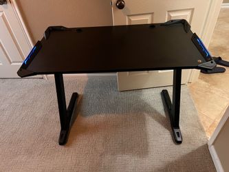 Gaming desk 44x24