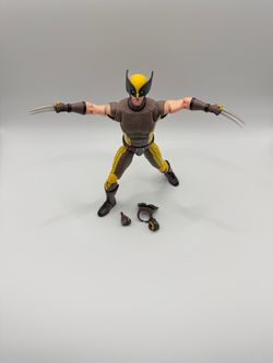 Wolverine Marvel Action Figure with Accessories