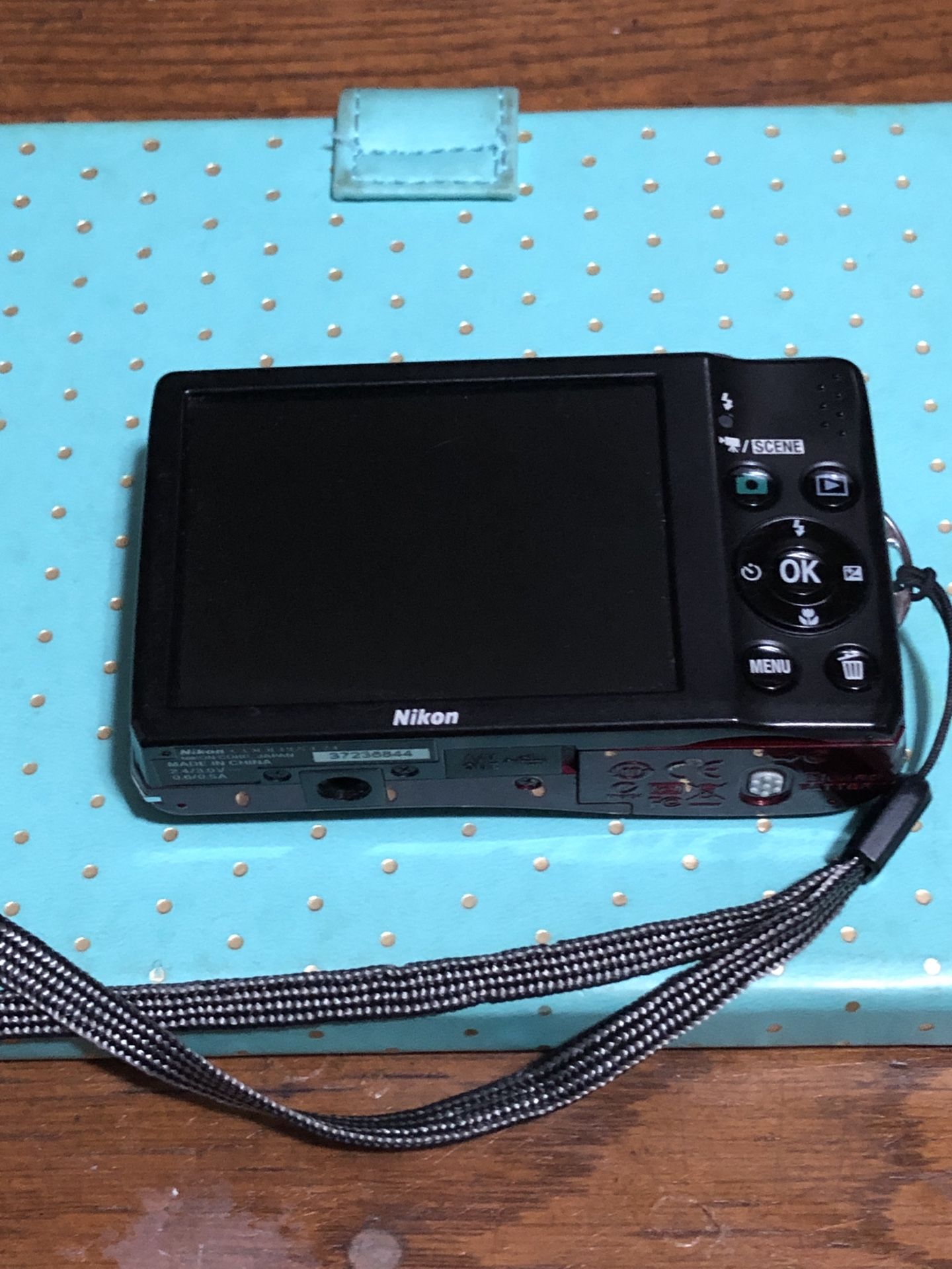 NIKON COOLPIX L24 DIGITAL CAMERA