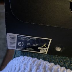 Air Jordan 1 Kids (GS) Game Royal/Black-white Hue Royal/Blanic/Noir, Used, Size6.5Y