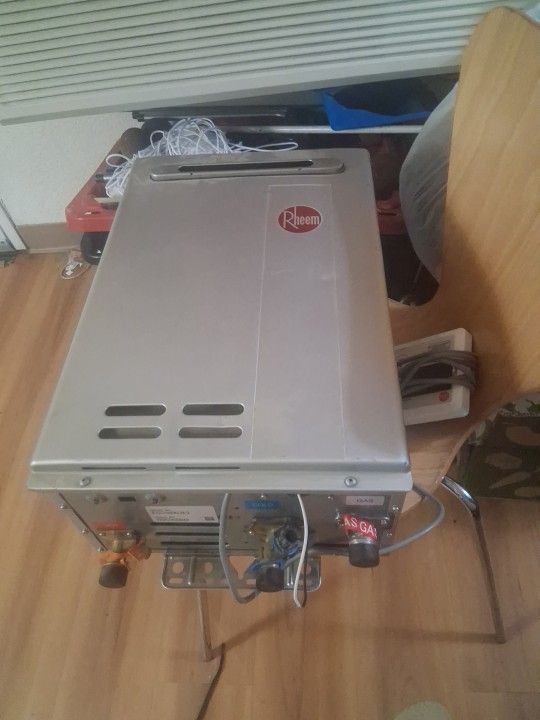 Electric Tankless Water Heater