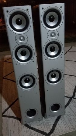Polkaudio Monitor 60 Towers Loudspeakers 