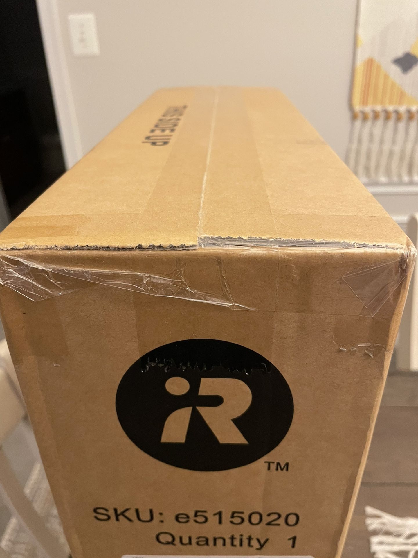 Roomba E5 WiFi Connected Robotic Vacuum