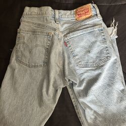 levi jeans