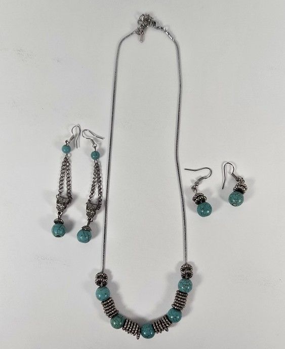 Turquoise Necklace and Earring Set Simulated Stones Silver Tone