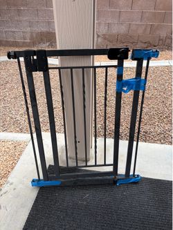 Baby gate pet gate