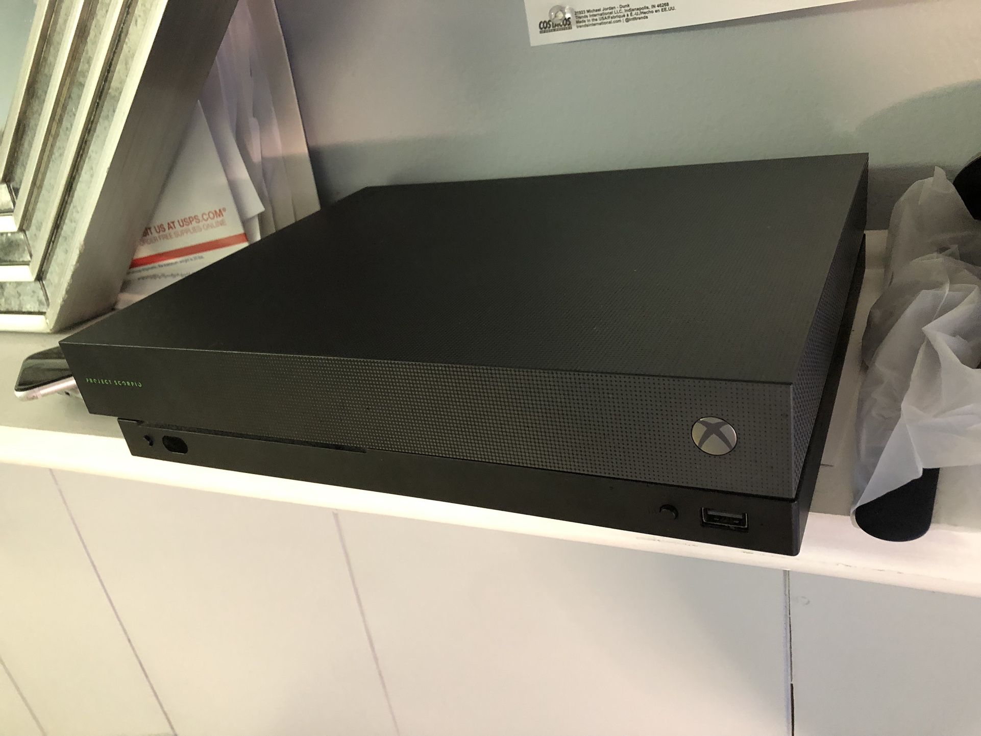 Xbox One Projet scorpio With Accesories