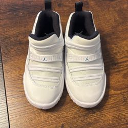 Jordan 11 Retro Little Flex Legend Blue Size 9c