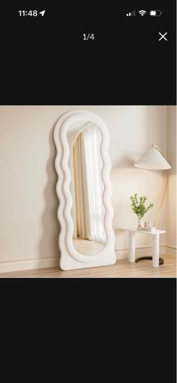 LOW PRICE MOVING- $400 RETAIL NEW WAVY