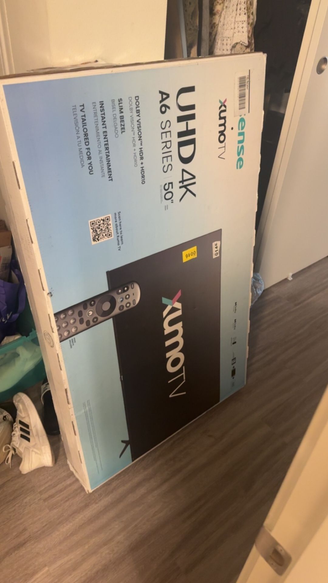 Xumo 50” TV