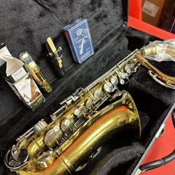 King Cleveland 613 Alto Saxophone with New Mouthpiece and Box of Reeds $350 Firm