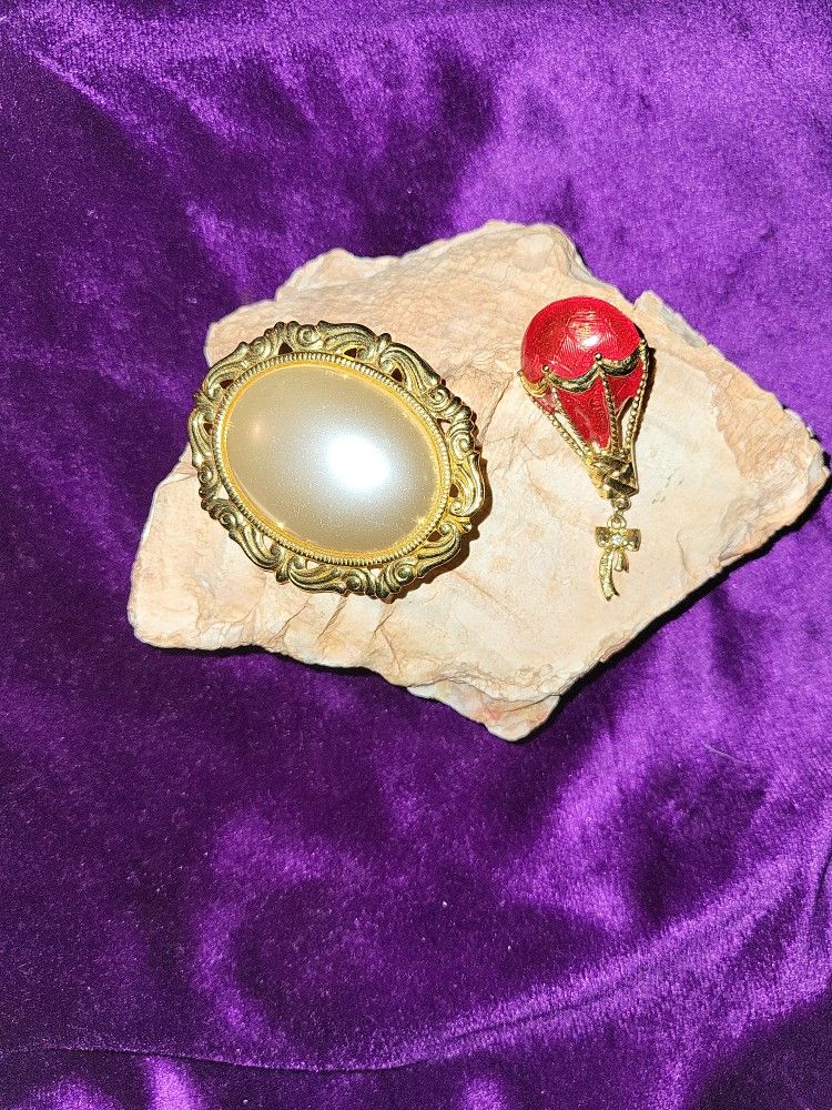 Hot Air Balloon Pin/Cameo Pin