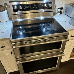 Kitchen Aid Oven And Electric Stove Top 5 Burner