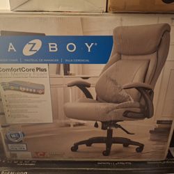 NEW-Lazy Boy Recliner-$75