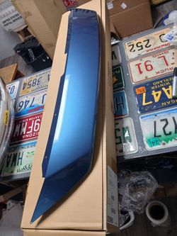 16-18 Mazda C3 Front Upper Molding Grille Original