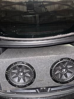 Kicker box speaker