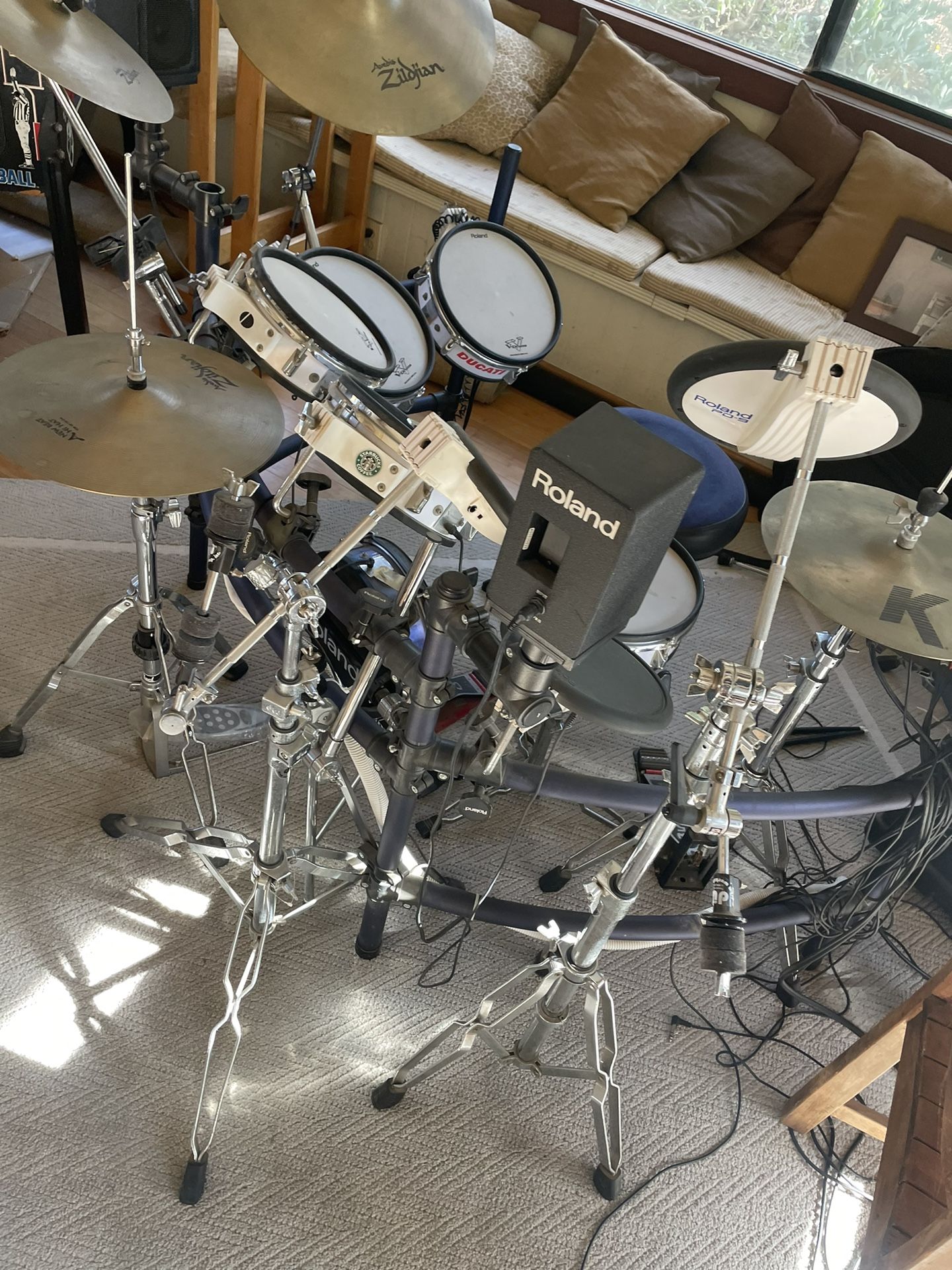 Electric Roland Drum set