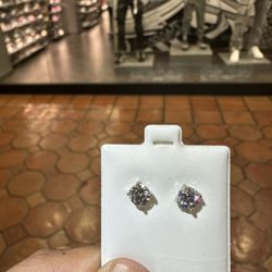 Sterling Silver Mossinate Ear ring